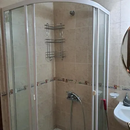 Homey 1-bed Condo, Fastest Internet, Free Parking Apartamento